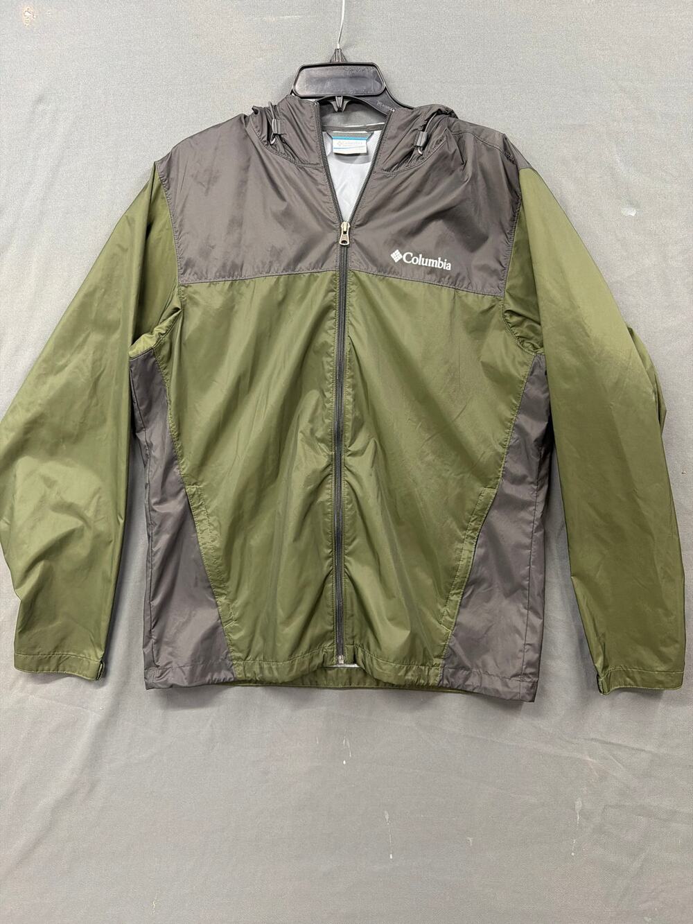Columbia Mens M Windbreaker Jacket Green Gray Hooded Full Zip Lightweight